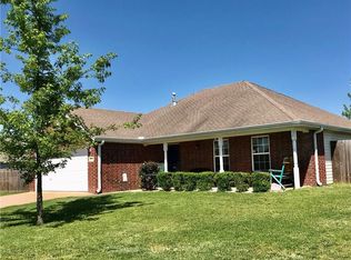 330 Washburn Dr, Pea Ridge, AR 72751