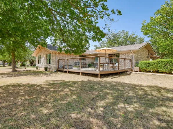 112 Woodland Rd, Georgetown, TX 78628