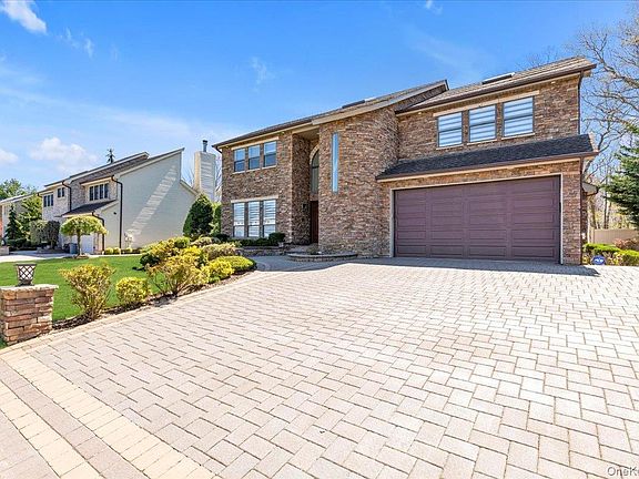 2nd image of 219 Carnation Drive