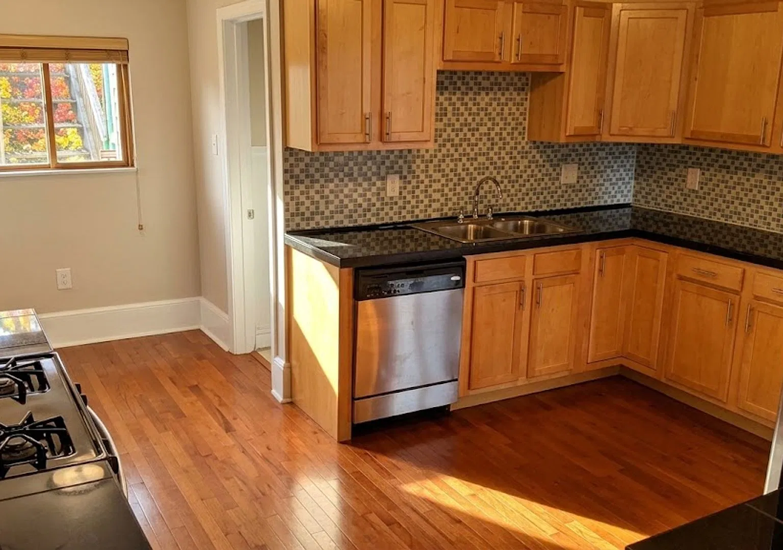 Student Housing - South Side — Photo 4