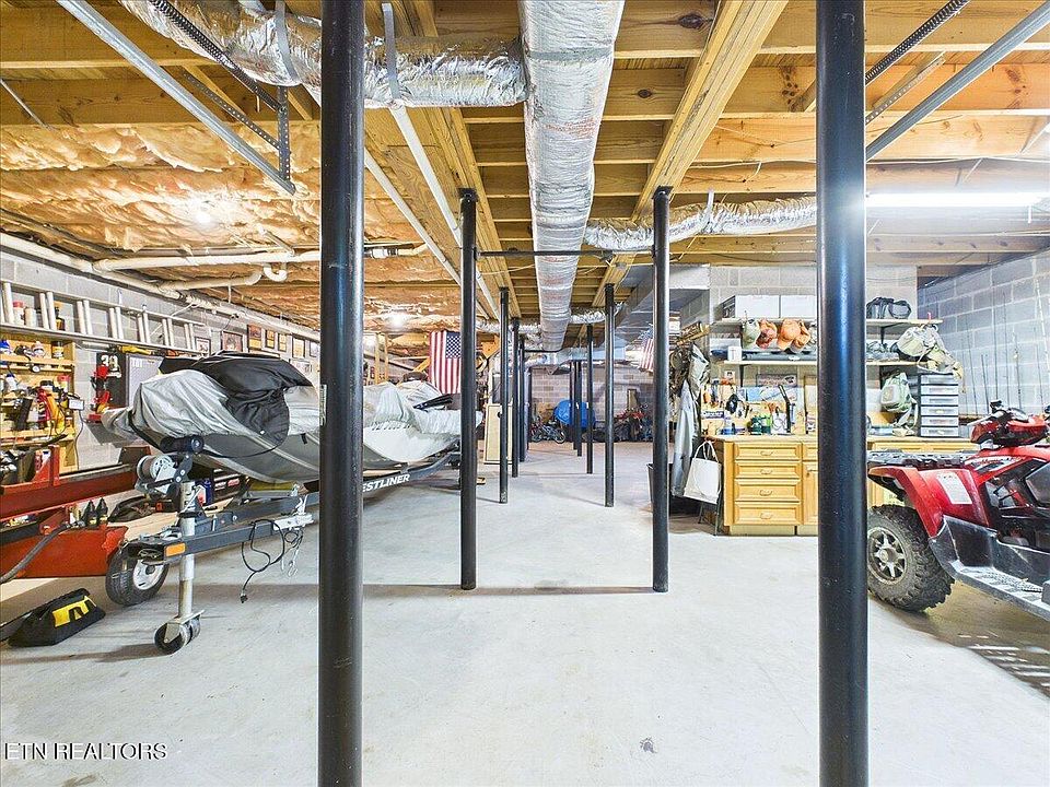 43rd image of 1457 Smithfield Rd