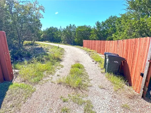 112 High Mesa Dr, Gatesville, TX 76528