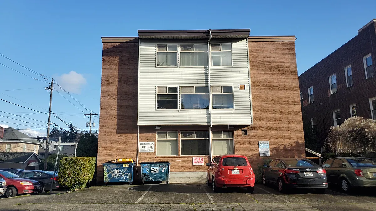Building Photo - 1201 NE 52nd St #4
