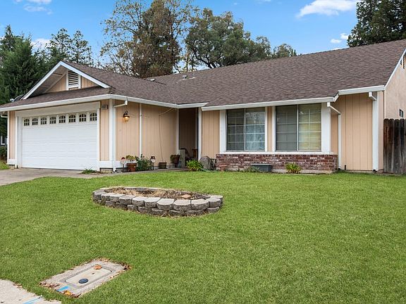 2nd image of 4608 Monument Dr