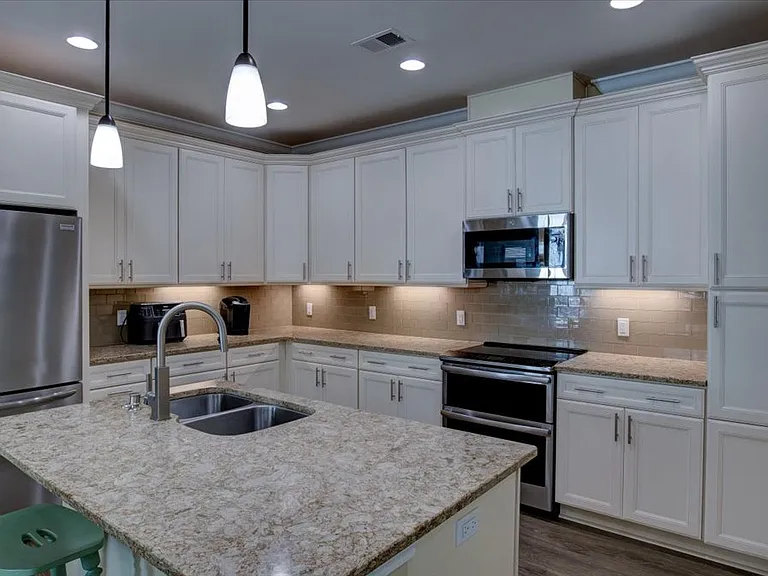 432 Summertime Pl — Photo 22
