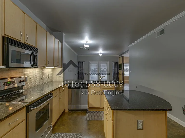 1803 Broadway #507 — Photo 7