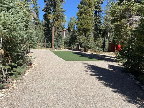 105 E Christensen Rd, Alton, UT 84710