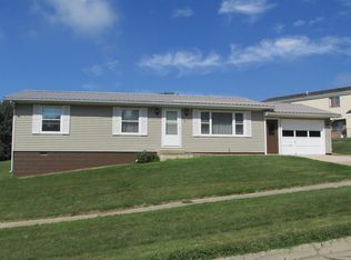 1205 N 26th St, Denison, IA 51442