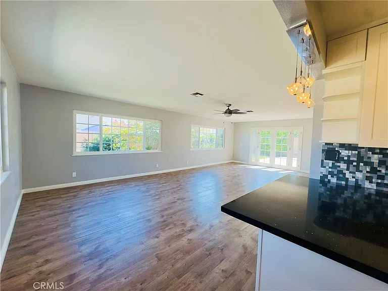 2335 E Trenton Ave — Photo 6
