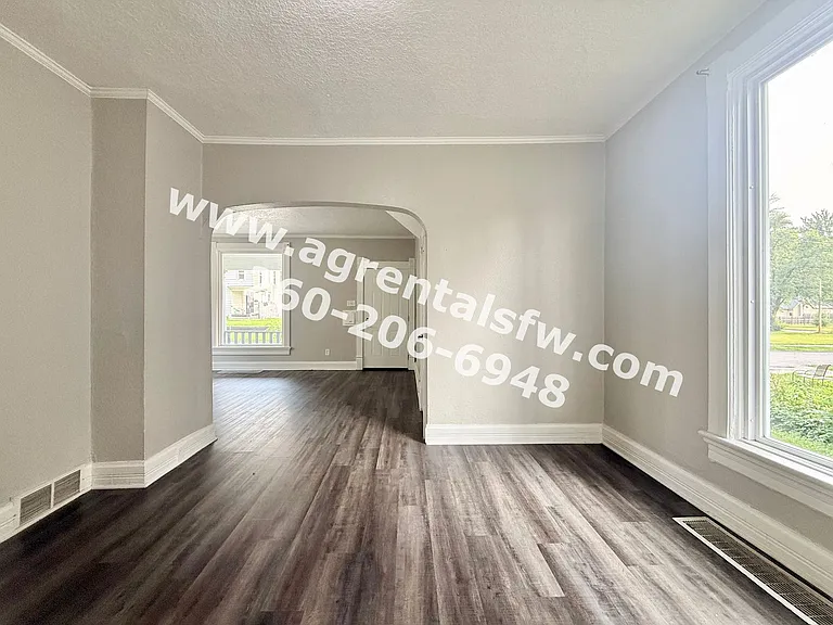 915 Lincoln Ave — Photo 6