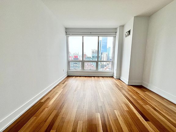 4th image of 350 W 42nd St APT 33F