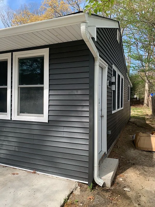 5 bed, 1350 sqft, $4,000 — Photo 3