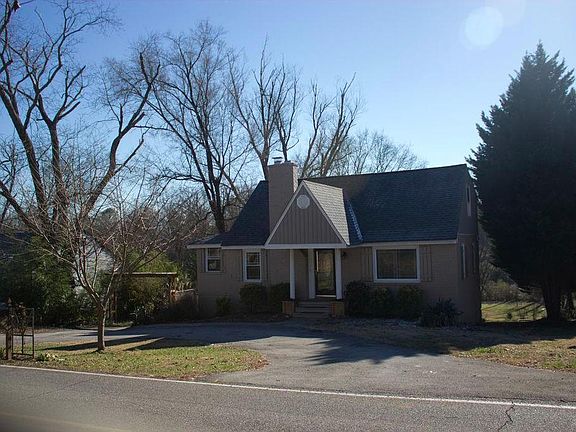 2nd image of 2308 NE Fair Dr