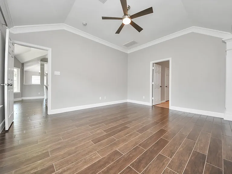 18027 Parkwille Ln — Photo 12