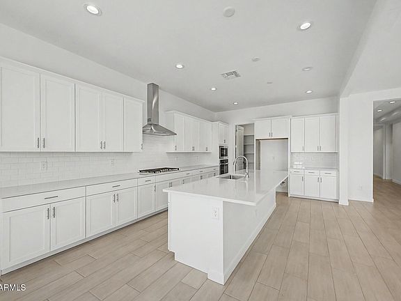 5th image of 15819 W DESERT HOLLOW Drive