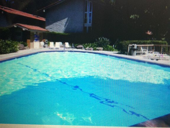 4th image of 31554 Agoura Rd Unit 1