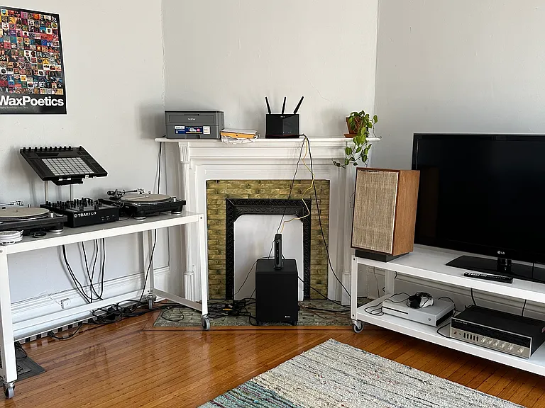 223 W Hill St #1 — Photo 18