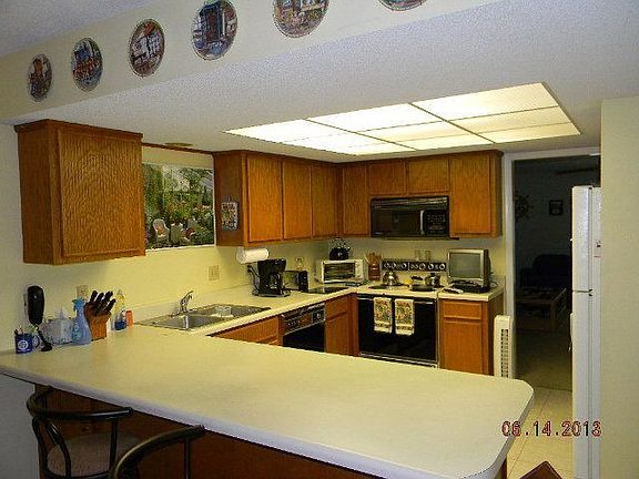 2nd image of 324 Oak Center Pl