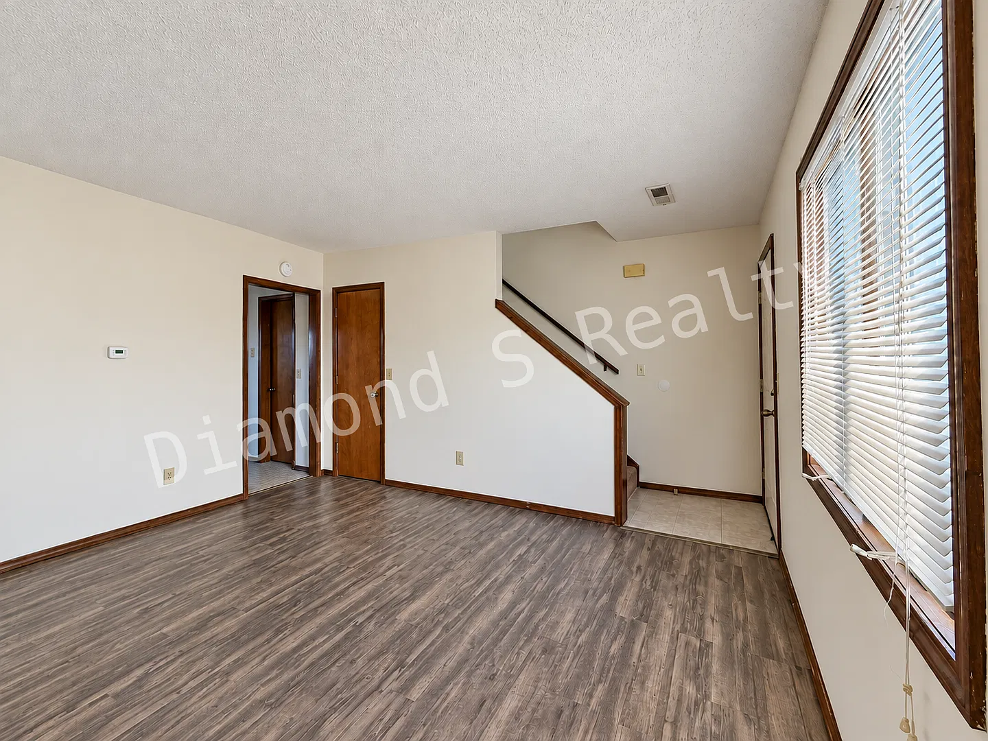 Nixa Townhome - 2 Bed/1.5 Bath! — Photo 3