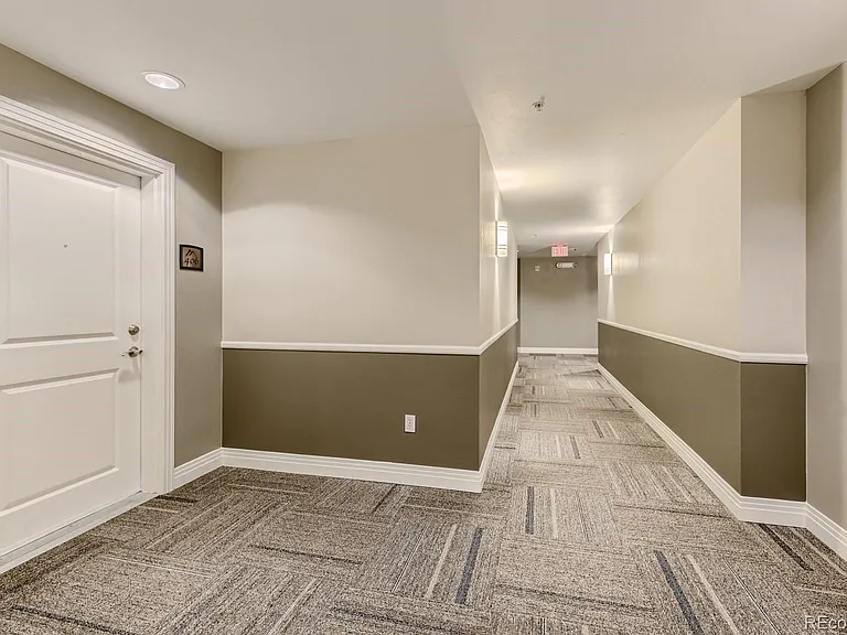 9019 E Panorama Cir #406 — Photo 24