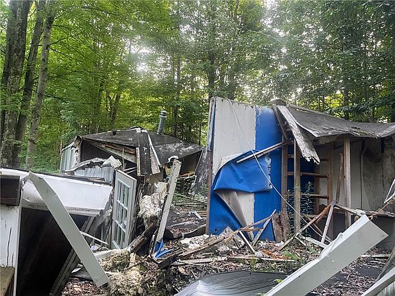 3rd image of 178 Tanner Dr Lot 13