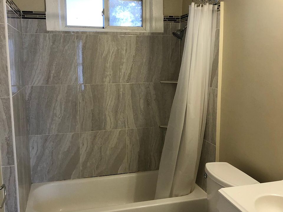 2nd image of 1612 E 47th St #D