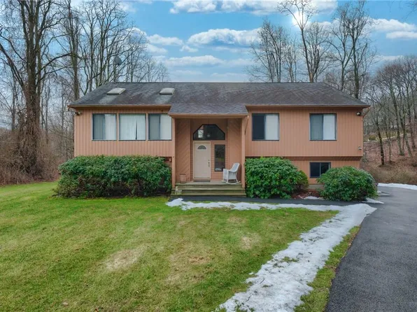 104 Weber Hill Road, Mahopac, NY 10541