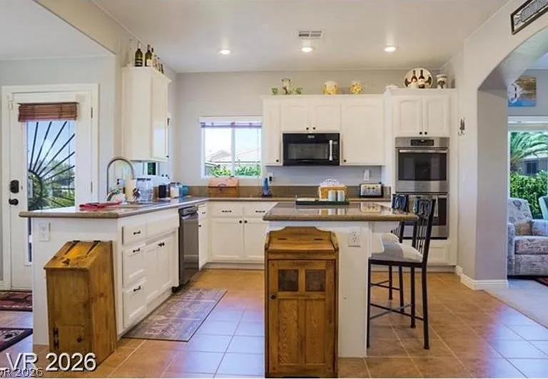 4851 Marywood Ct — Photo 2