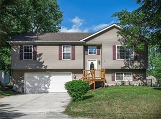 404 S Aurora St, Collinsville, IL 62234
