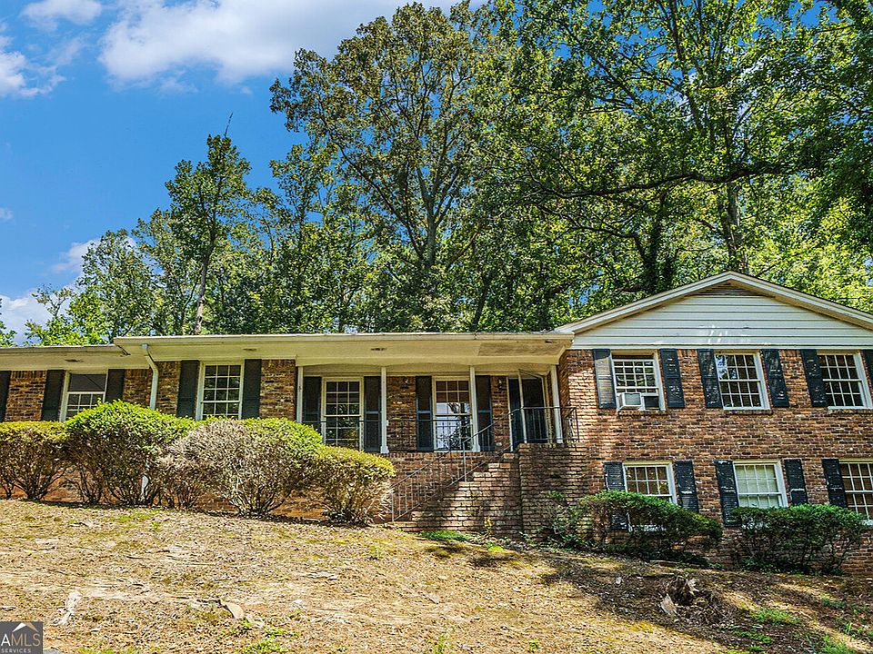 1st image of 4039 Pineview Dr SE