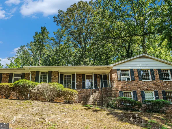 4039 Pineview Dr SE, Smyrna, GA 30080