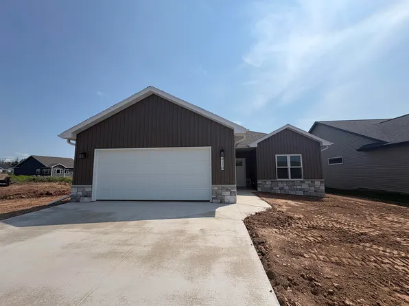 3110 Lazy Oak Dr, Green Bay, WI 54311