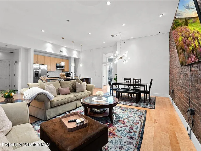 509 Bogart Pl #202 — Photo 6