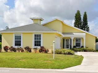 9025 SW Chevy Cir, Stuart, FL 34997