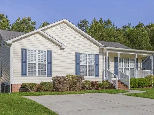 1666 Lemming Dr, Concord, NC 28025