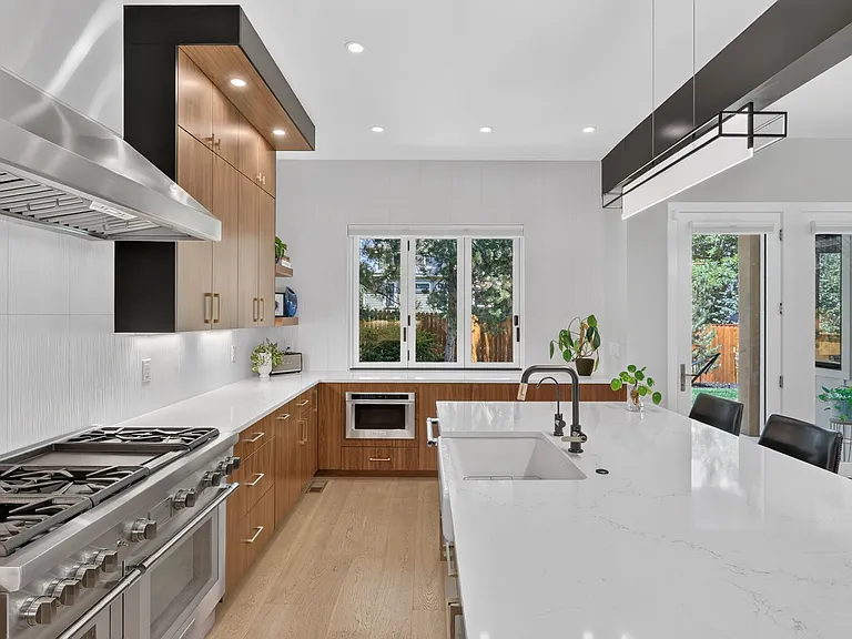 849 Union Ave — Photo 13