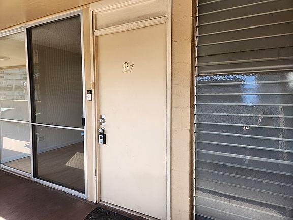 2nd image of 98-80 Uao Pl APT B7