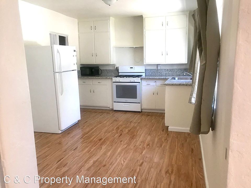 1st image of 335 Circuit Dr #335