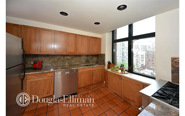 Sold by Douglas Elliman | media 11