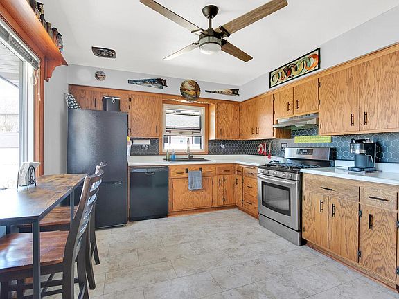 3rd image of 3347 Drexell AVENUE