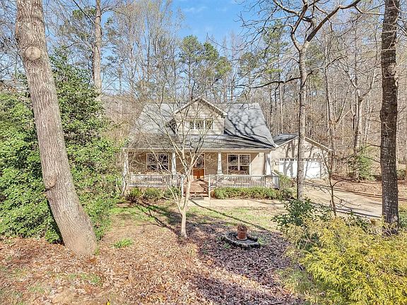 3rd image of 114 Muirwood Dr