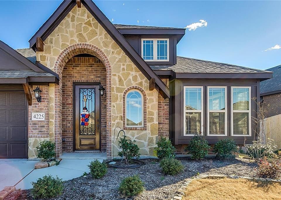 1st image of 4225 Sweet Clover Ln