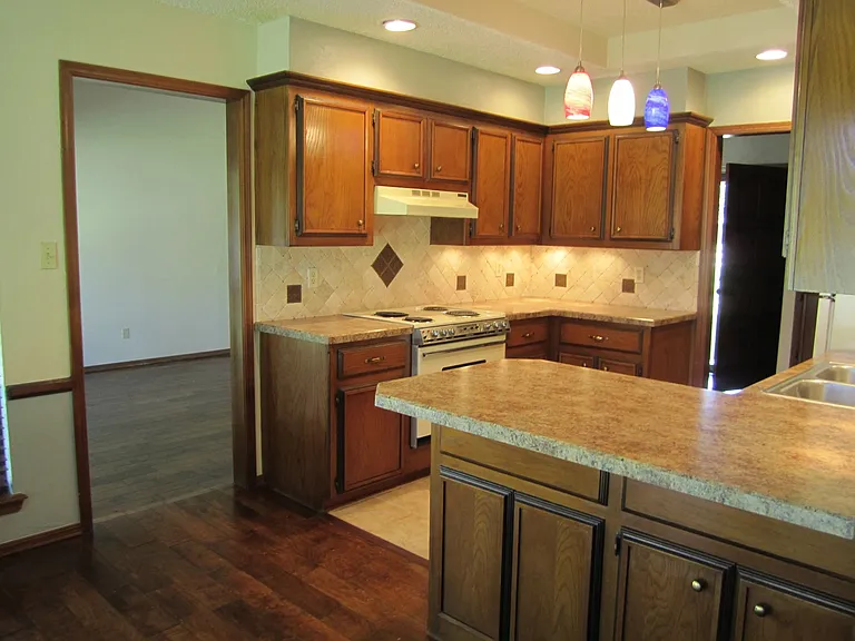 4721 Persimmon Ct — Photo 7
