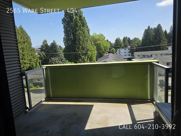 2565 Ware St #404 — Photo 24
