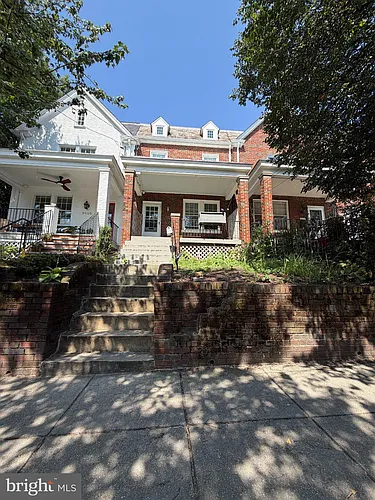 2410 39th St NW Photo 1