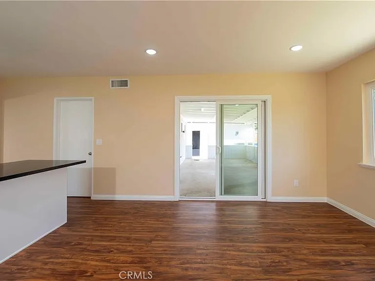 7630 Minstrel Ave — Photo 35