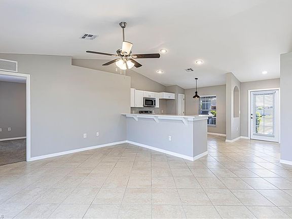 3rd image of 2904 NW 5th PL