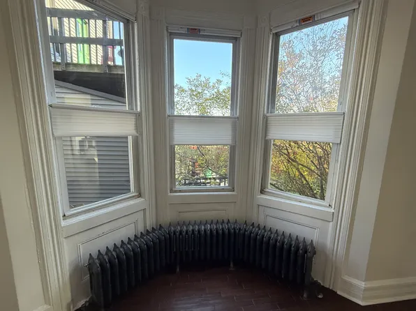 388 Princeton Avenue image 13 of 29