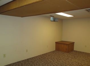 2115 Laura Ln, Waukesha, WI 53186