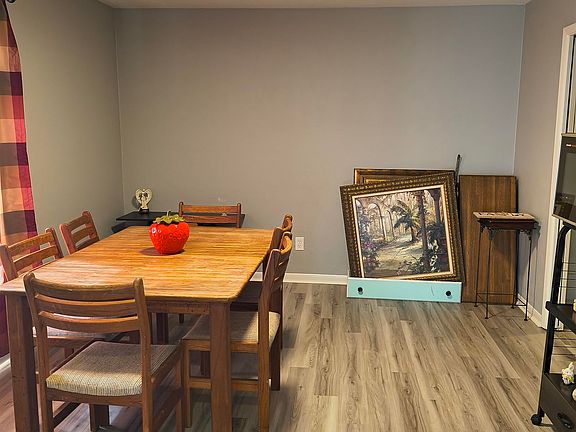2nd image of 2703 Fleetwood Dr